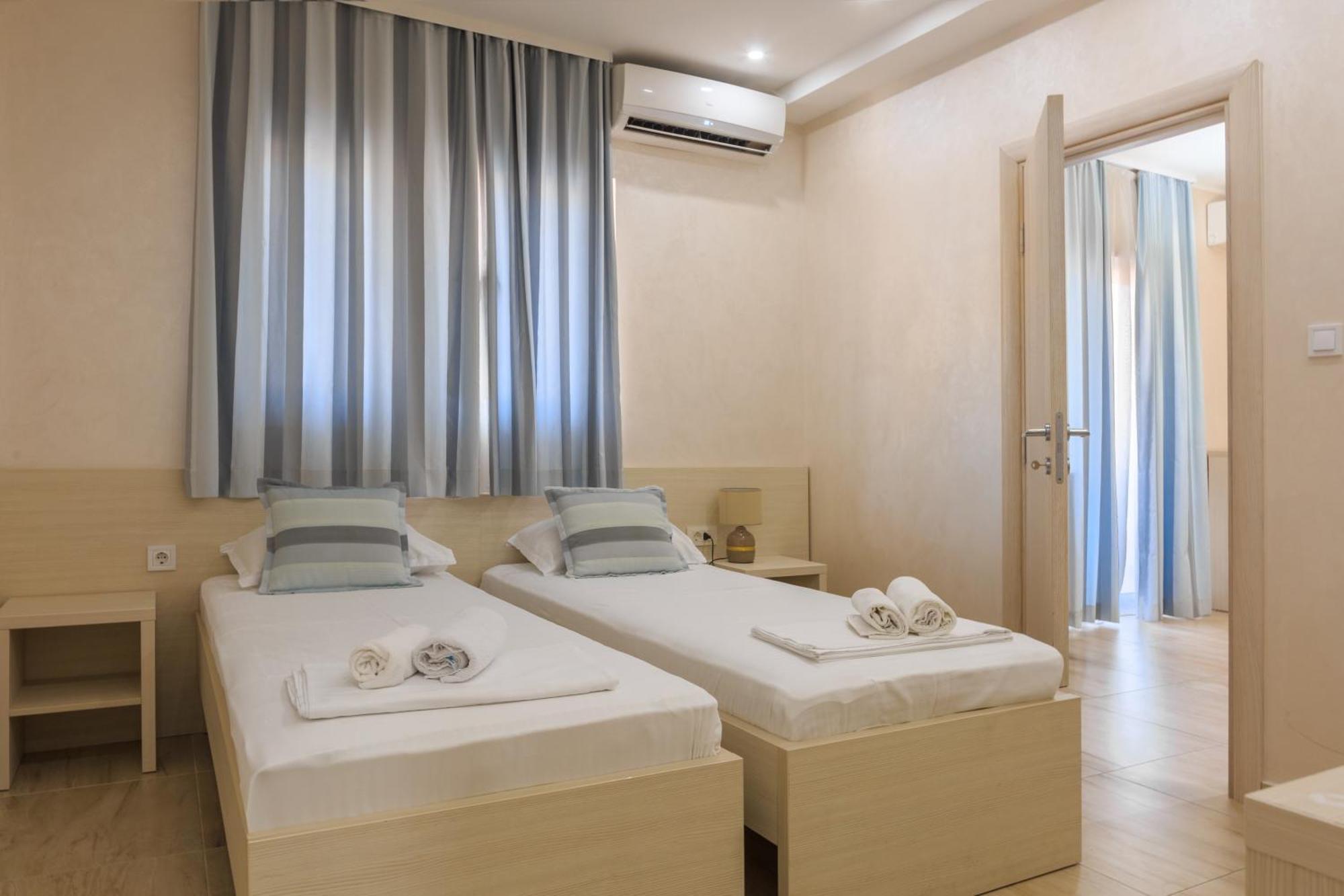 Hotel Maksim Herceg Novi Zewnętrze zdjęcie