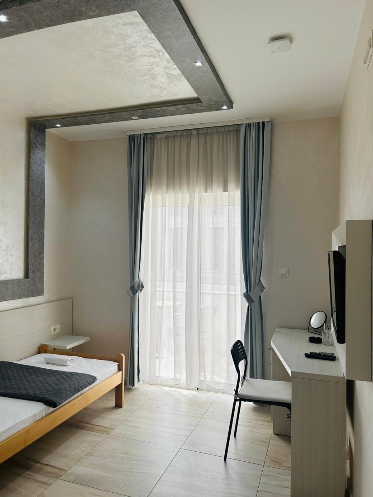 Hotel Maksim Herceg Novi Zewnętrze zdjęcie